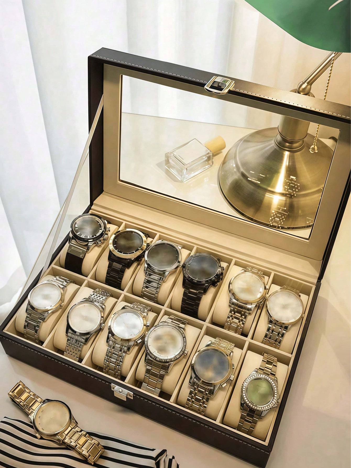 Kotak Jam Tangan Kulit dengan  - Men'S Accessories Case ulasan dan harga