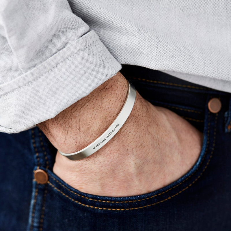 Gelang Manset Ukiran Gratis 4M - Men Accessories All ulasan dan harga